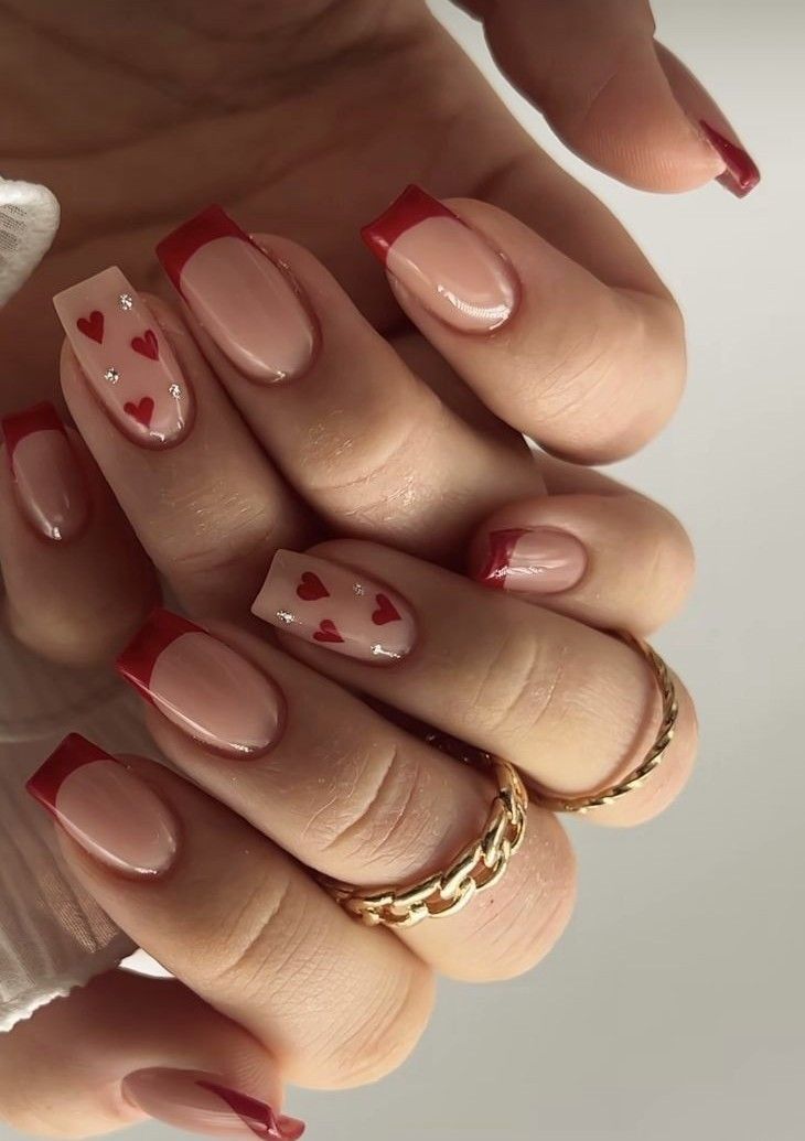 Amazon.com: 24Pcs Valentine's Day Press on Nails Medium Square Fake Nails  with Red Heart Design Valentines Glue on Nails Full Cover Valentines Nails  Stick on Nails for Women Valentine's Day Nail Art